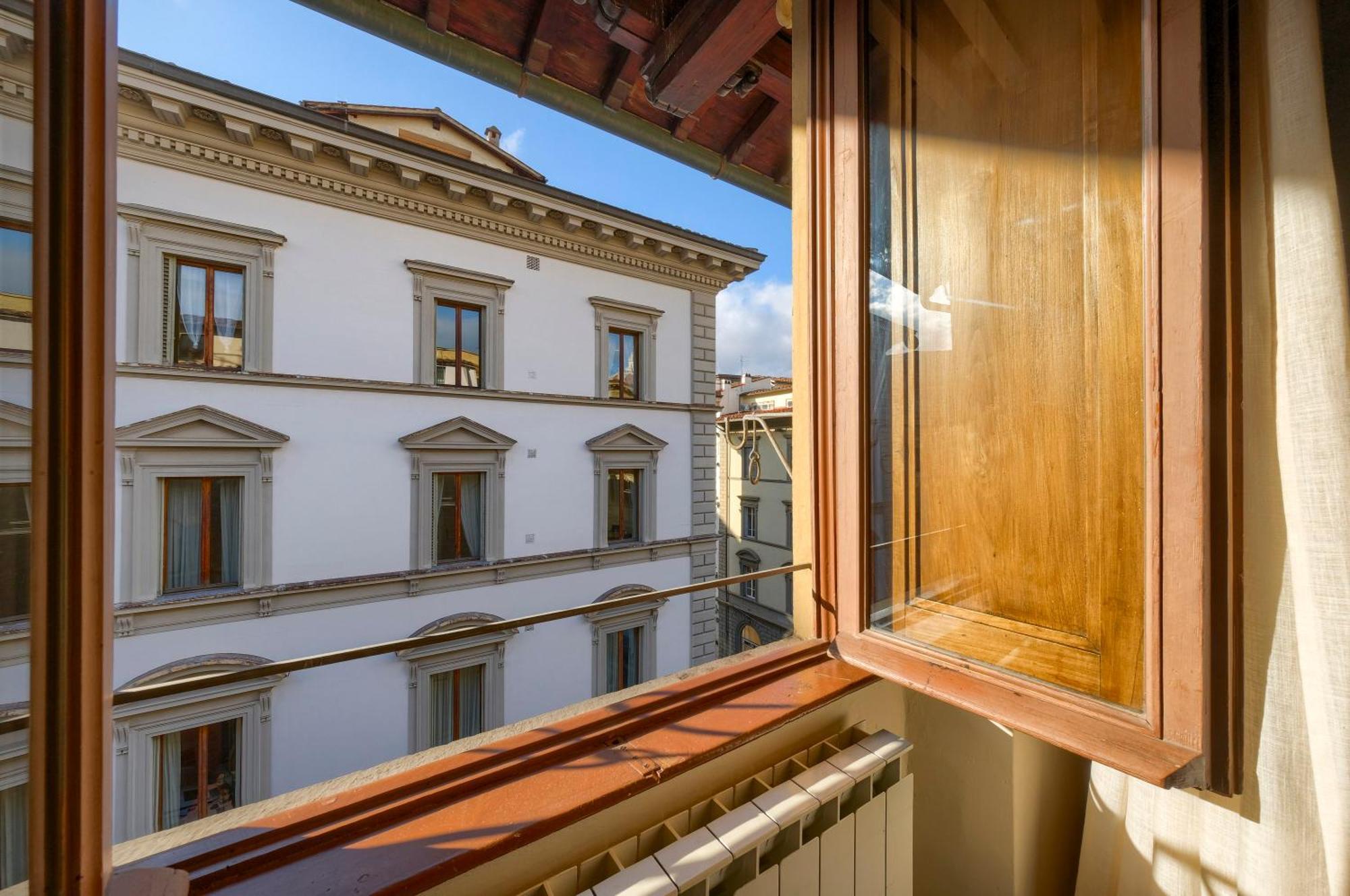 Casa Strozzi - * Florence